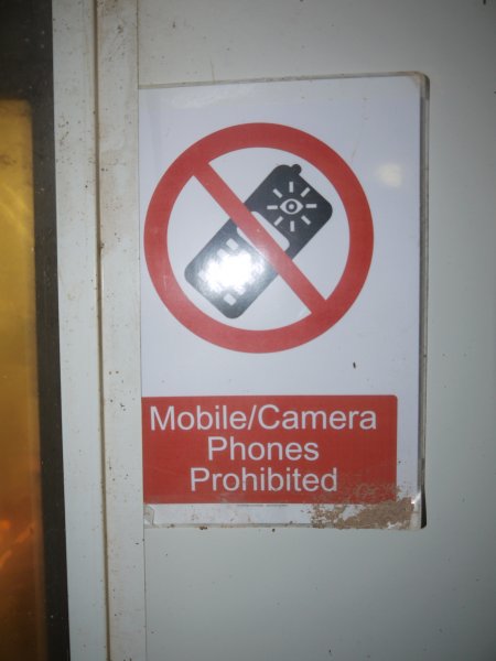 Mobile / camera phones prohibited sign