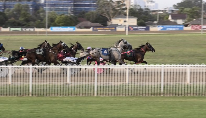 Harness Racing - Penrith Paceway