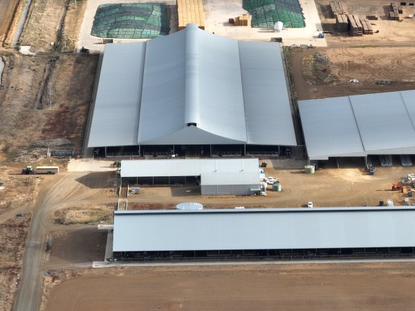 Drone flyover - AFMH Coomboona (breeding)