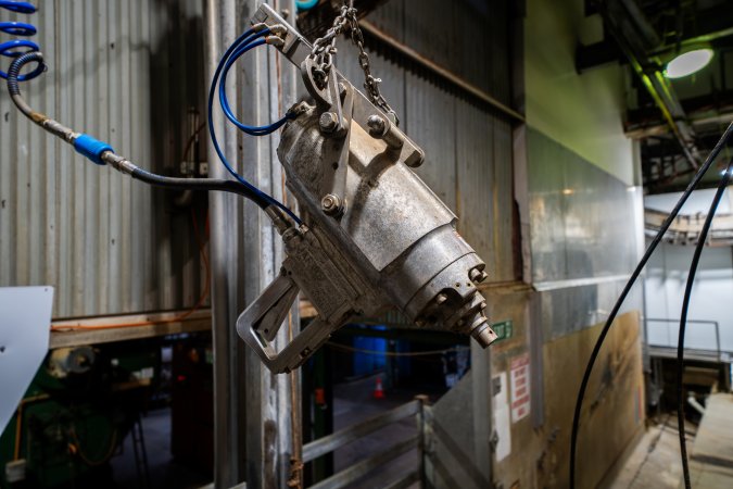 Bolt gun