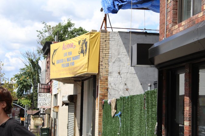 Alnoor Halal Meat Market