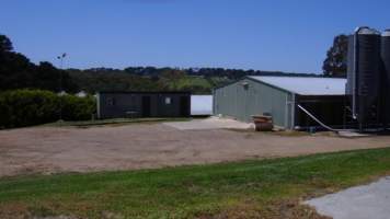 PoultryFarmsAustralia.com.au listing photo - http://www.poultryfarmsaustralia.com.au/property-past-details/vic/main-ridge/95.html - Captured at Troutbeck Rural Industries, Main Ridge VIC Australia.