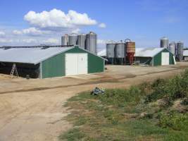 PoultryFarmsAustralia.com.au listing photo - http://www.poultryfarmsaustralia.com.au/property-past-details/vic/somerville-/57.html - Captured at Unknown broiler farm, Somerville VIC Australia.