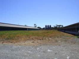 PoultryFarmsAustralia.com.au listing photo - http://www.poultryfarmsaustralia.com.au/property-past-details/vic/somerville-/74.html - Captured at Unknown broiler farm, Somerville VIC Australia.