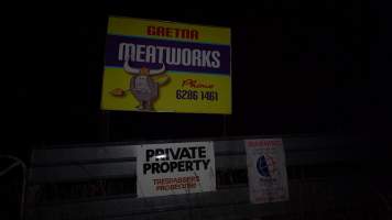 Sign out the front of Gretna Meatworks - Captured at Gretna Meatworks, Rosegarland TAS Australia.