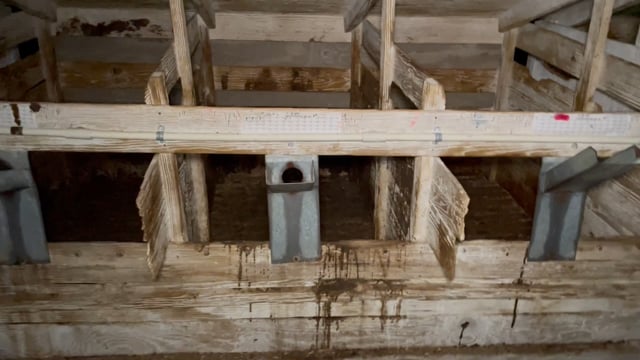 TH recently vacated 3 hutches  empty