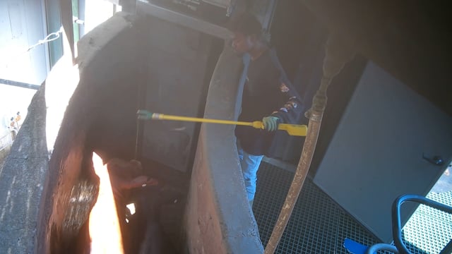 Hidden camera: race (from behind, looking forward)